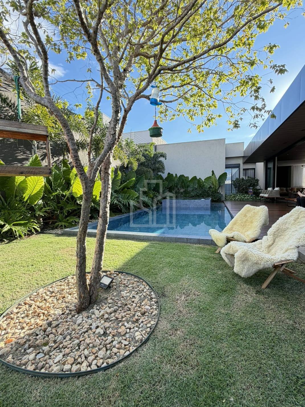 Casa de Alto Padrão no Tropical 